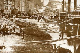 Late 19th century view of the City Wharf 